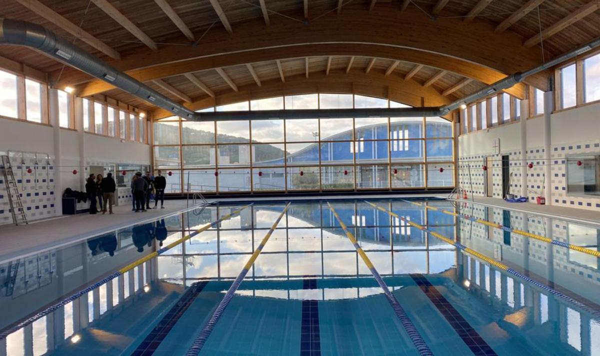 Interior de la piscina municipal de Sant Josep. | ASJ