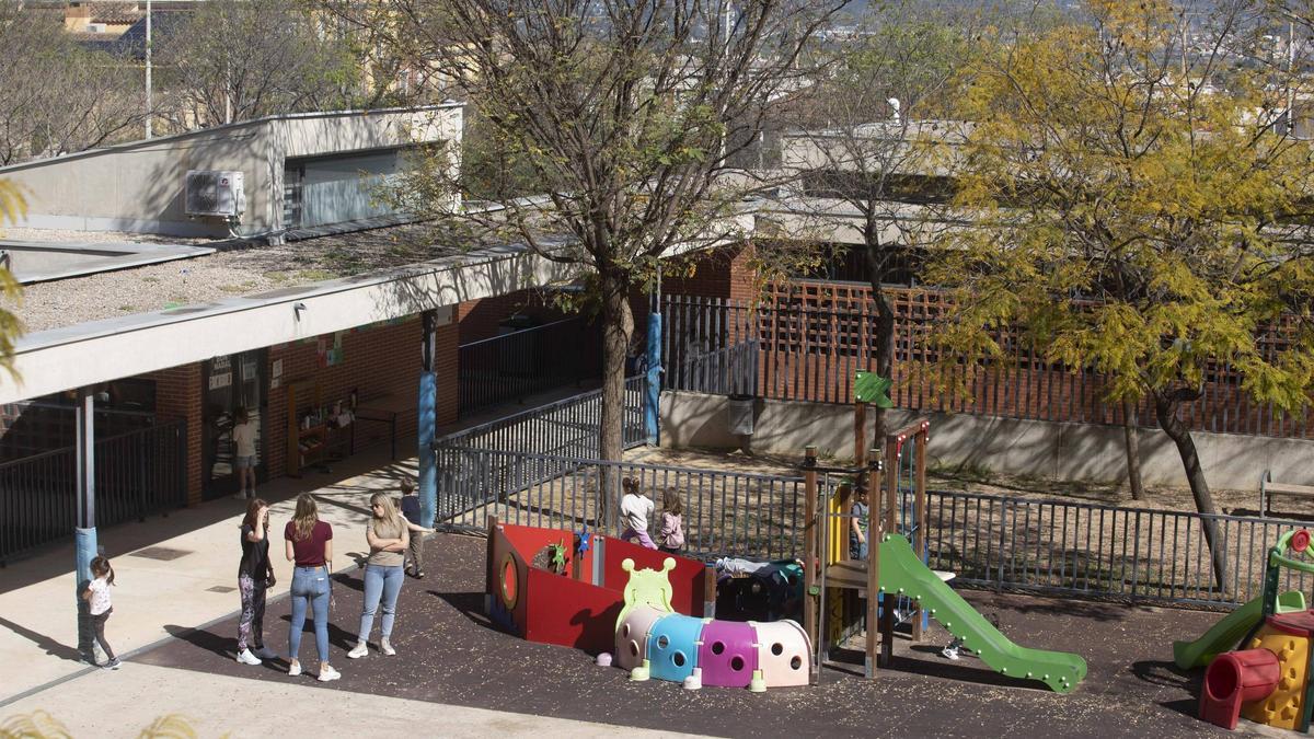 Patio del colegio Jacinto Castañeda