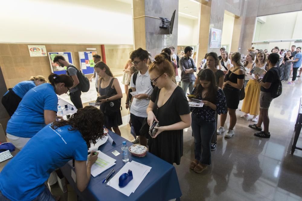 La Universitat de Valencia da la bienvenida a los Erasmus y estudiantes internacionales