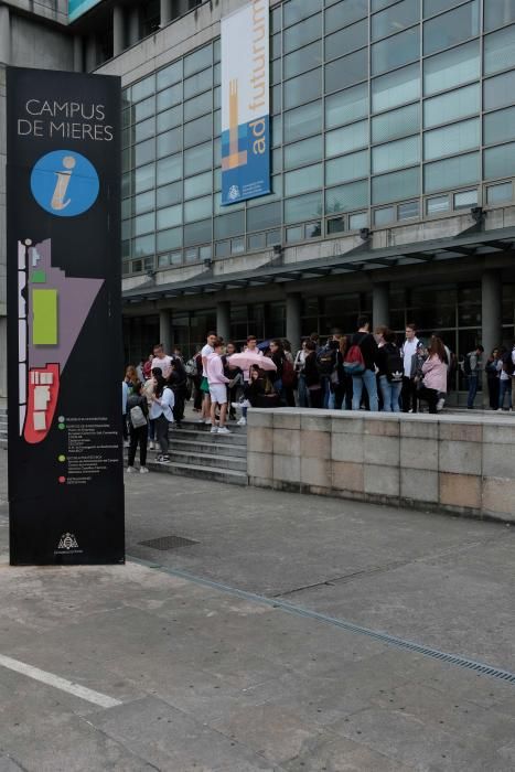 Ebau 2019 en Asturias: primer día de exámenes de selectividad en Mieres