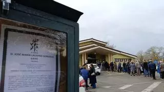 Colas en el tanatorio para despedir en Pola de Siero a José María González, "Pocholo", un "gran empresario y mejor persona"