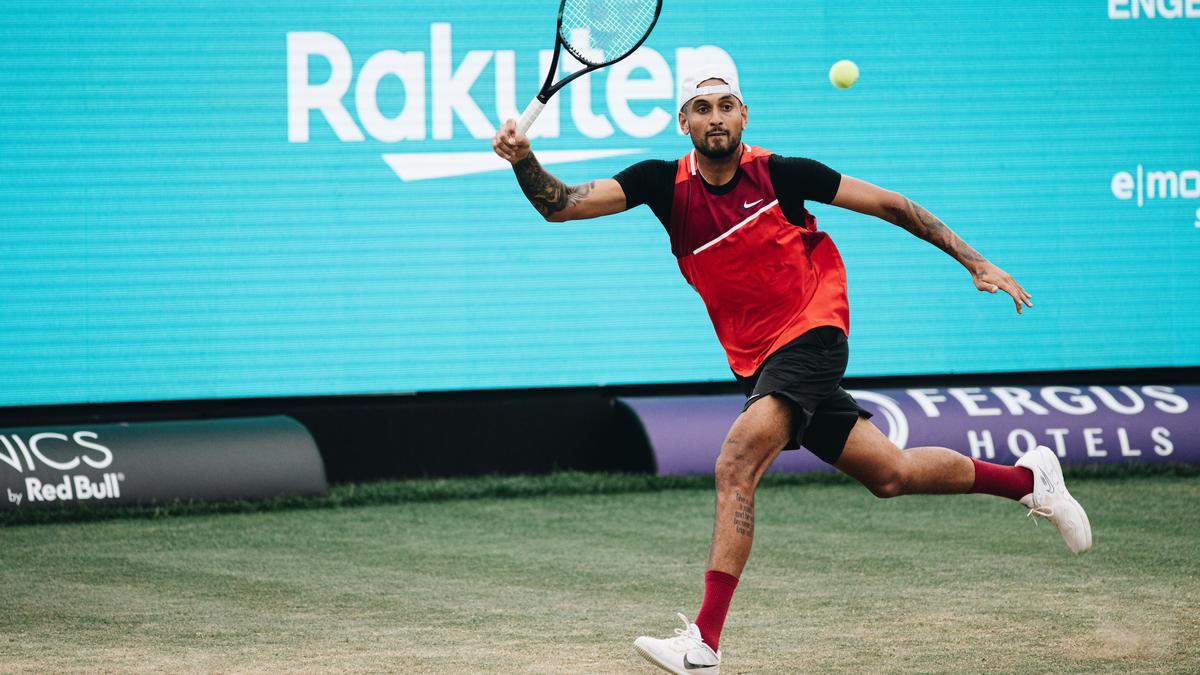 Nick Kyrgios golpea de derecha en su partido ante Djere.