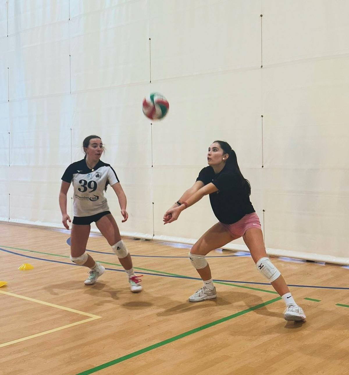 Jornadas de tecnificación de la Federación de Voleibol en Llanes