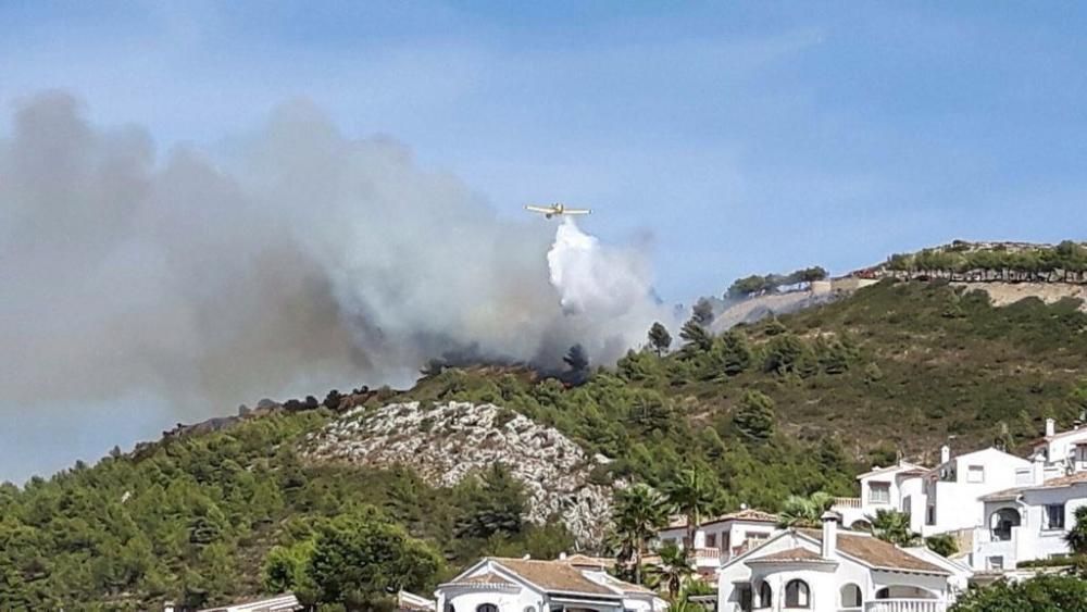 Incendio en Benitatxell y Xàbia