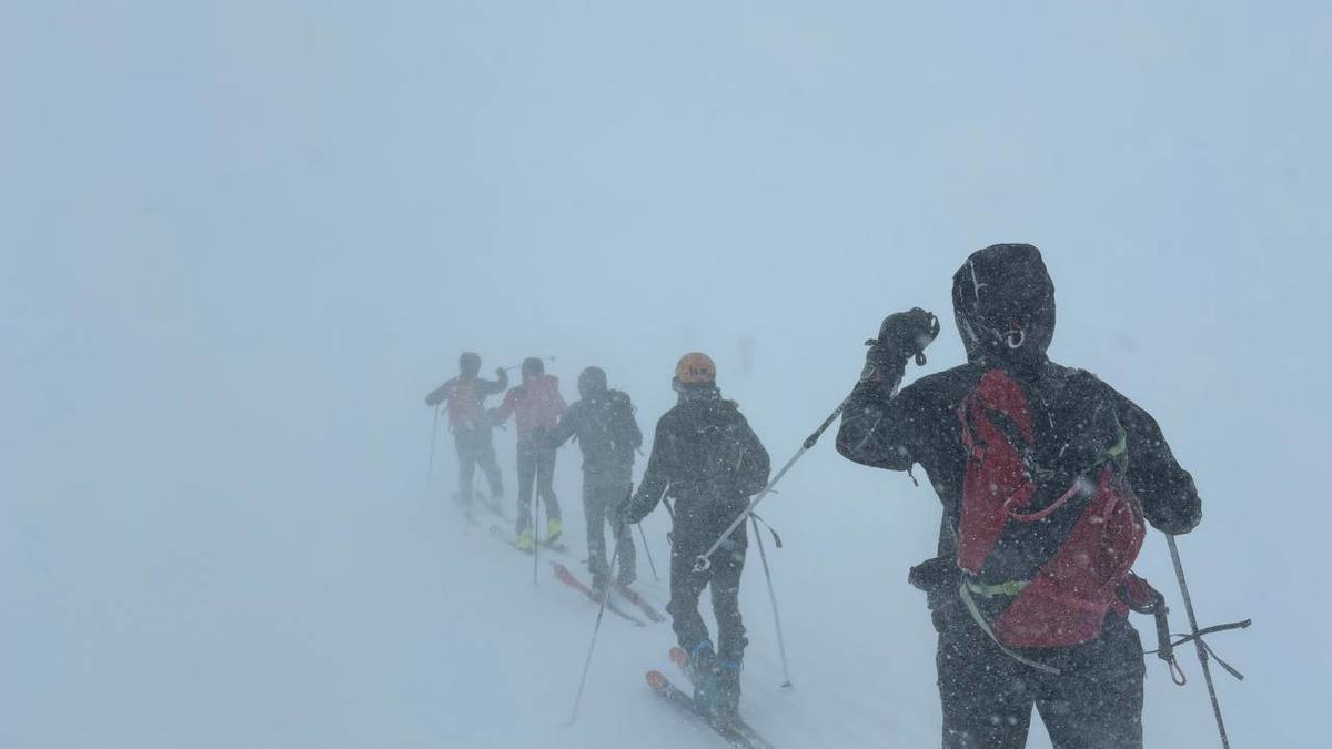 Misión de rescate de los tres esquiadores desorientados en el Coll del Moro, Alta Ribagorça.