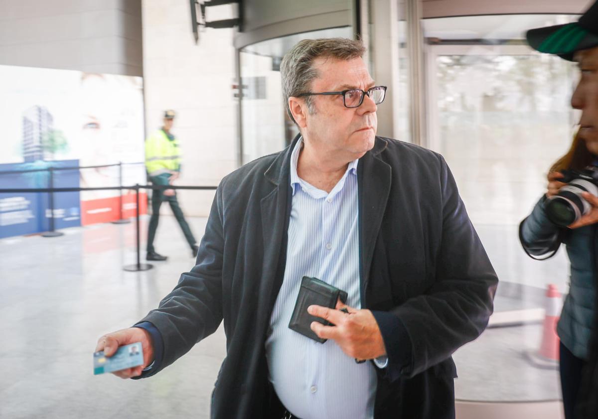El presunto pirómano de El Saler: "Yo también soy afectado, ¿qué interés voy a tener en quemar la que es mi casa?"