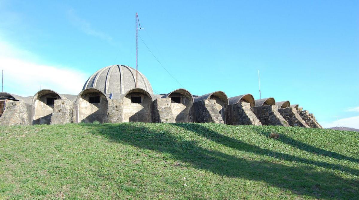 Cuarto depósito de aguas de Oviedo. | Familiares de Sánchez del Río. Depósito: Biblioteca de la Fundación Juanelo Turriano