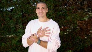 Oriol Romeu se suma a la campaña de la Asociación Española contra el Cáncer