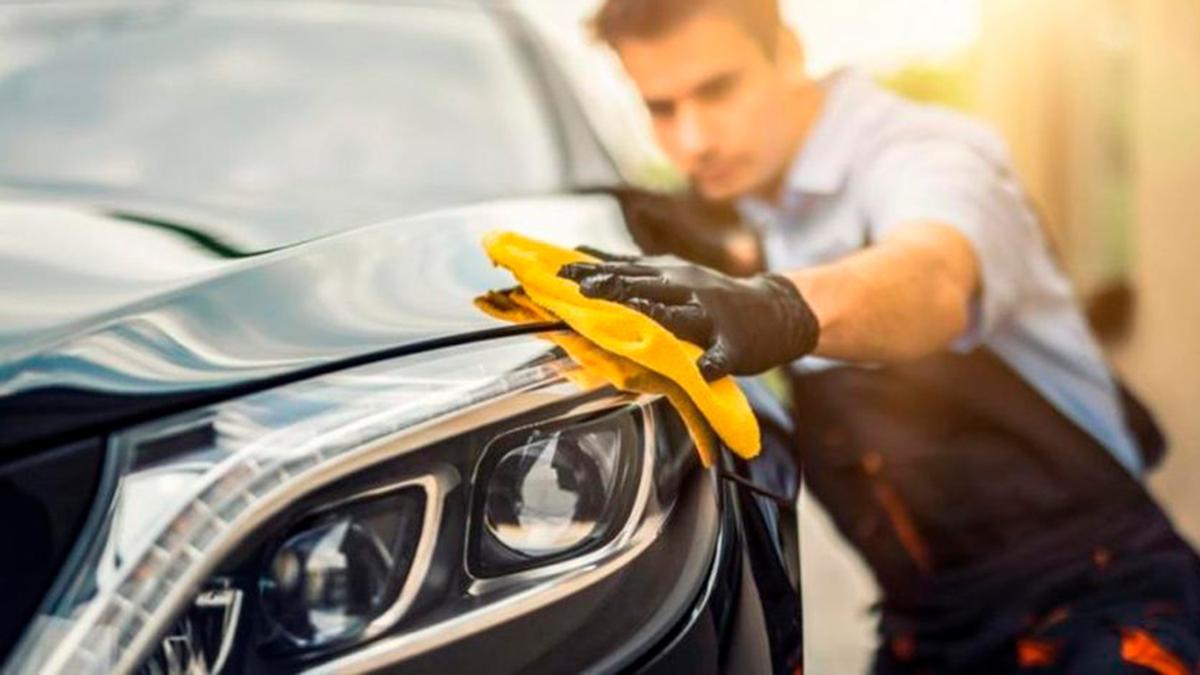 El truco para limpiar el coche con el que ahorrarás dinero y tiempo