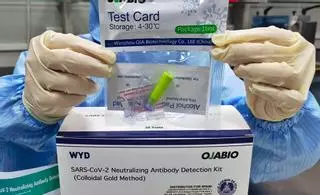 Sanidad y la UA investigan el uso de test rápidos para medir la eficacia de las vacunas