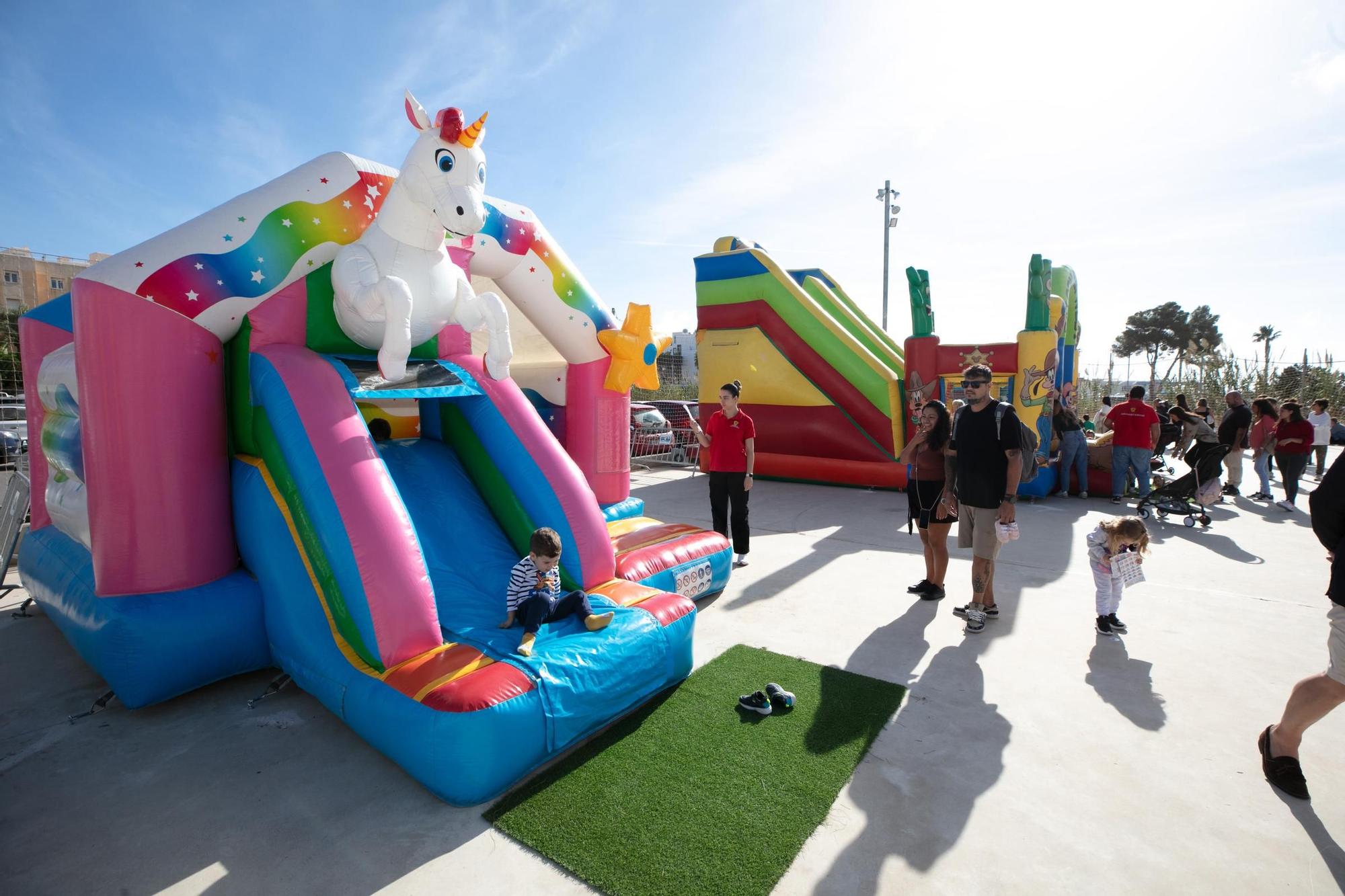 Mira aquí las imágenes de las actividades por el Día Mundial de la Infancia en Santa Eulària