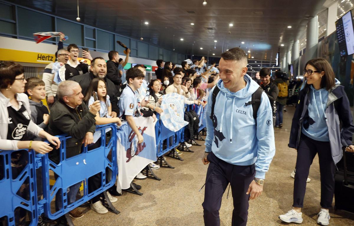 La llegada del Celta a Peinador tras la victoria ante el Olympique de Lyon