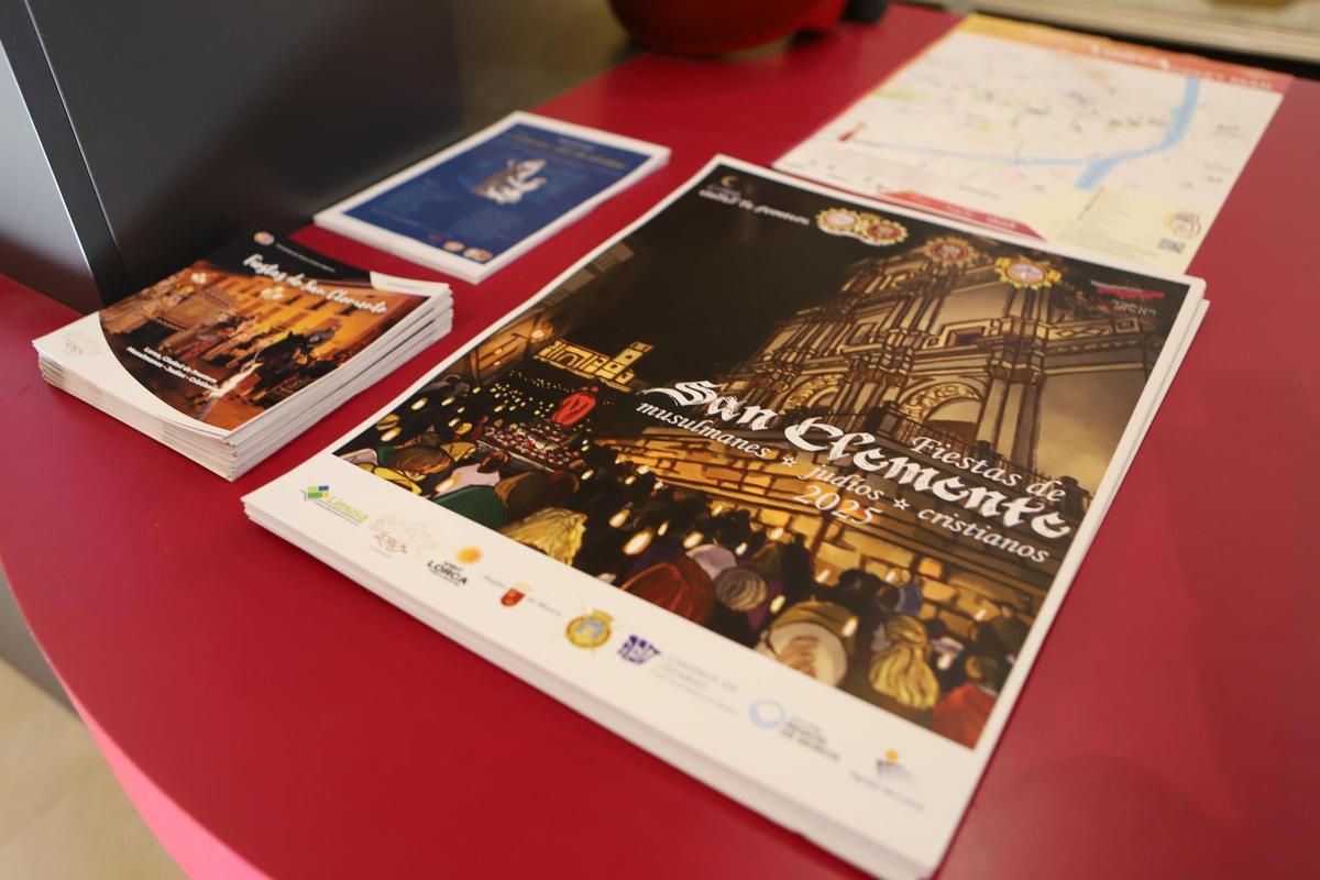 El cartel, en detalle.