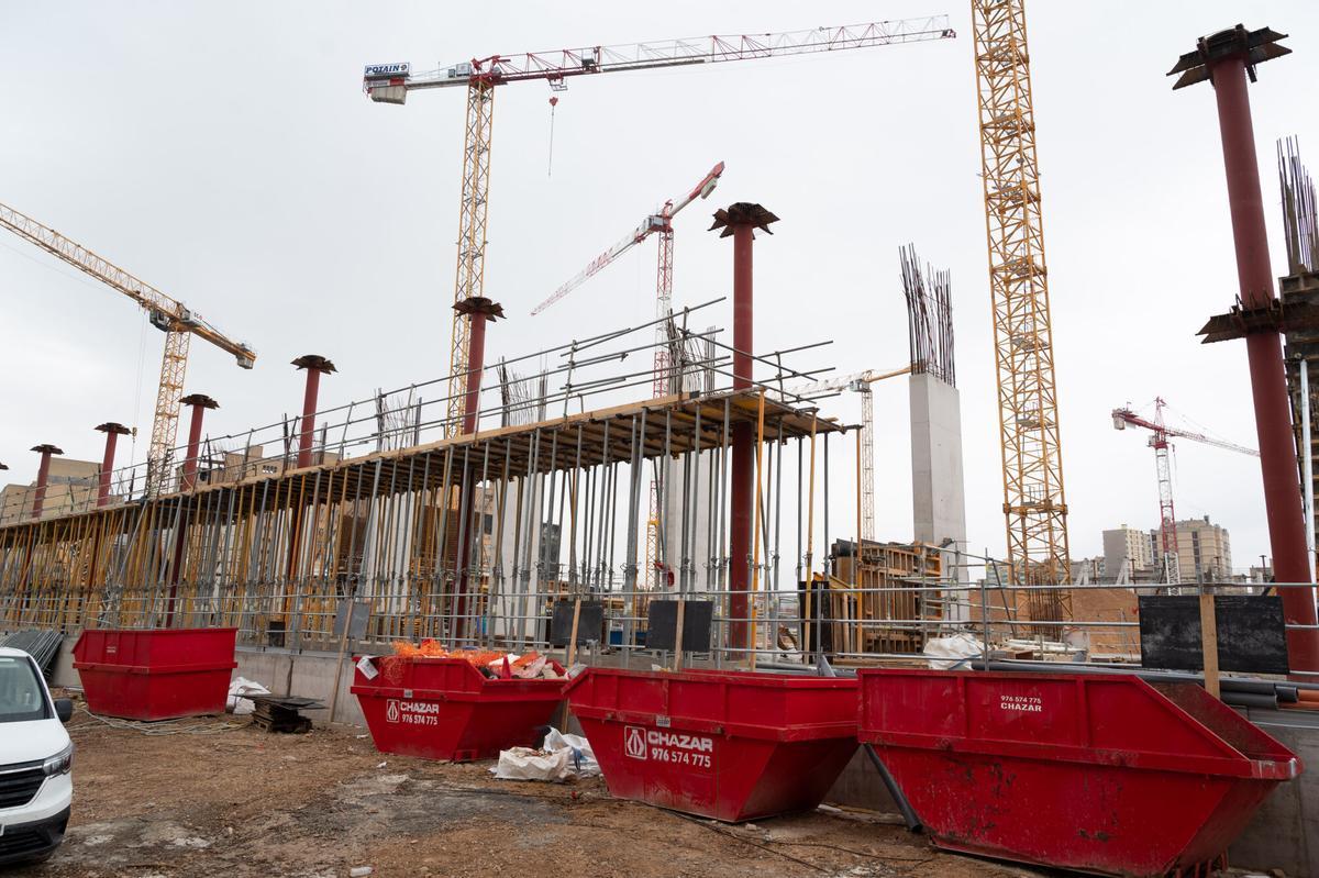 En imágenes | Así avanzan las obras en el estadio de fútbol de La Romareda
