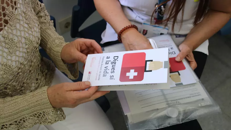 Video: L'Hospital de Palamós, pioner a Catalunya en l'extracció de còrnies de donants a domicili