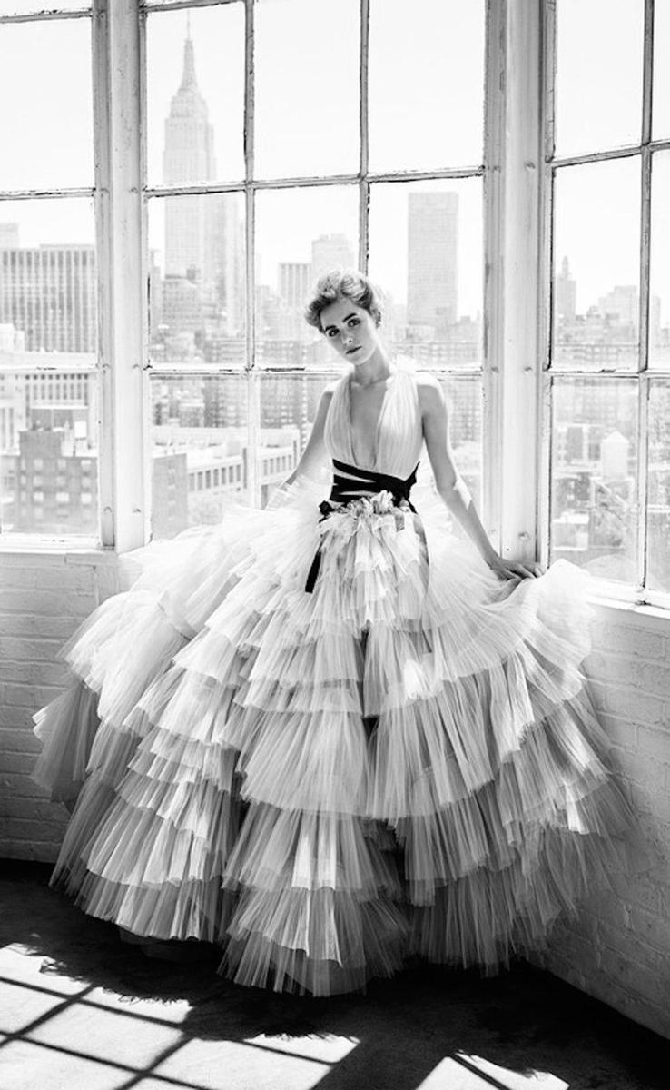 Kiernan Shipka para Carolina Herrera