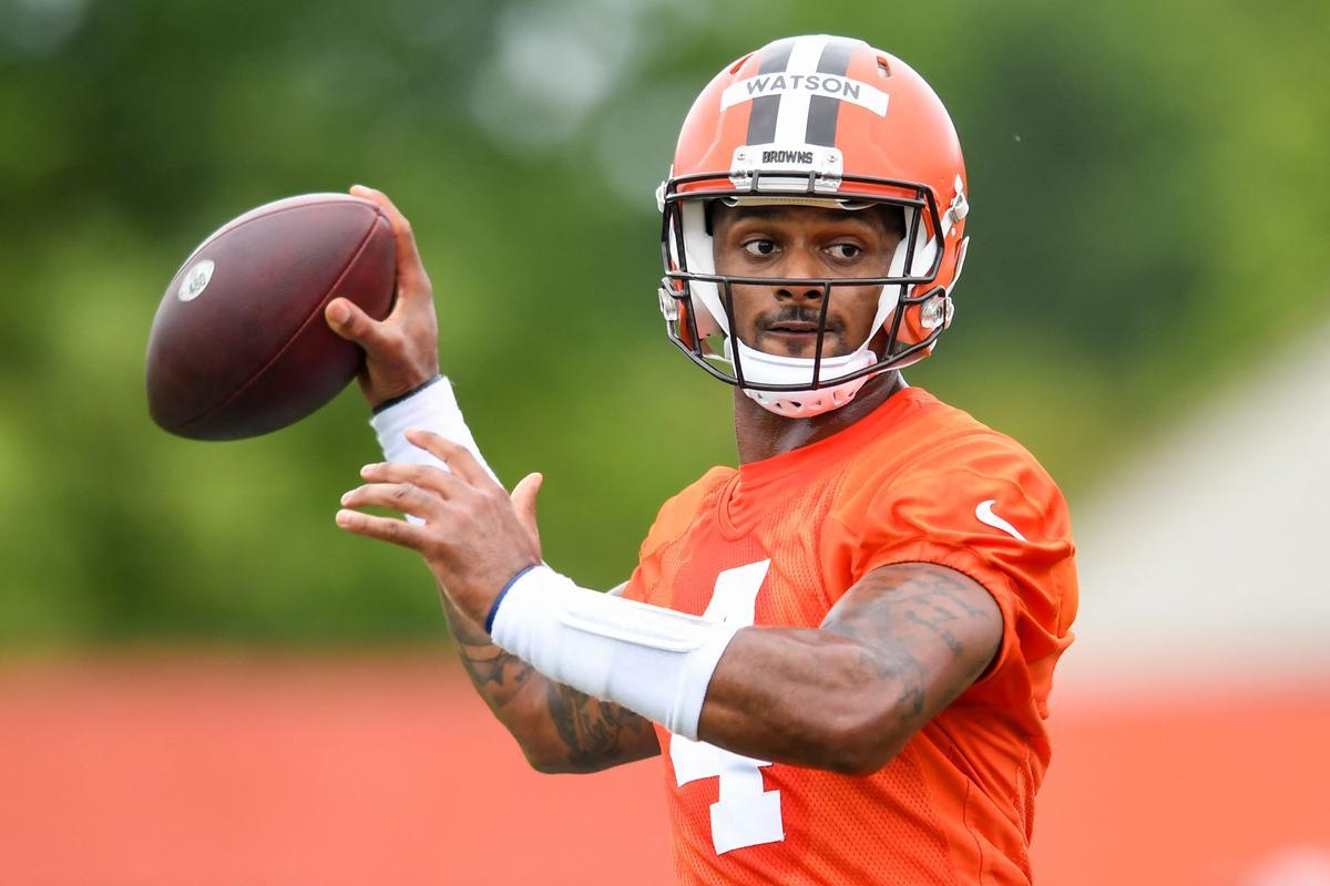 Deshaun Watson pacta amb 20 de 24 dones que l’acusen de conducta sexual inapropiada Deshaun Watson pacta amb 20 de 24 dones que l’acusen de conducta sexual inapropiada