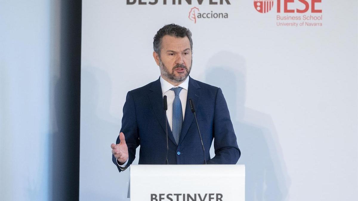 El presidente de la CNMV, Rodrigo Buenaventura, interviene durante la presentación del IV Observatorio del Ahorro y la Inversión en España.