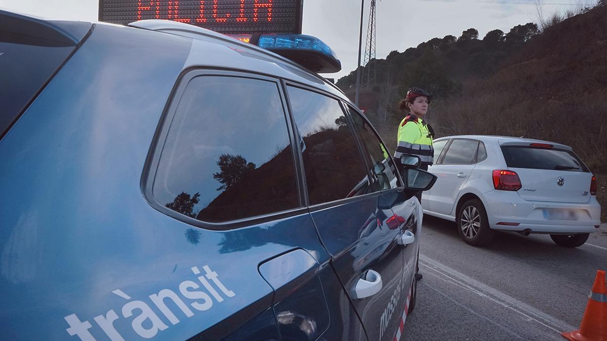 Imagen de un control de Mossos en las carreteras