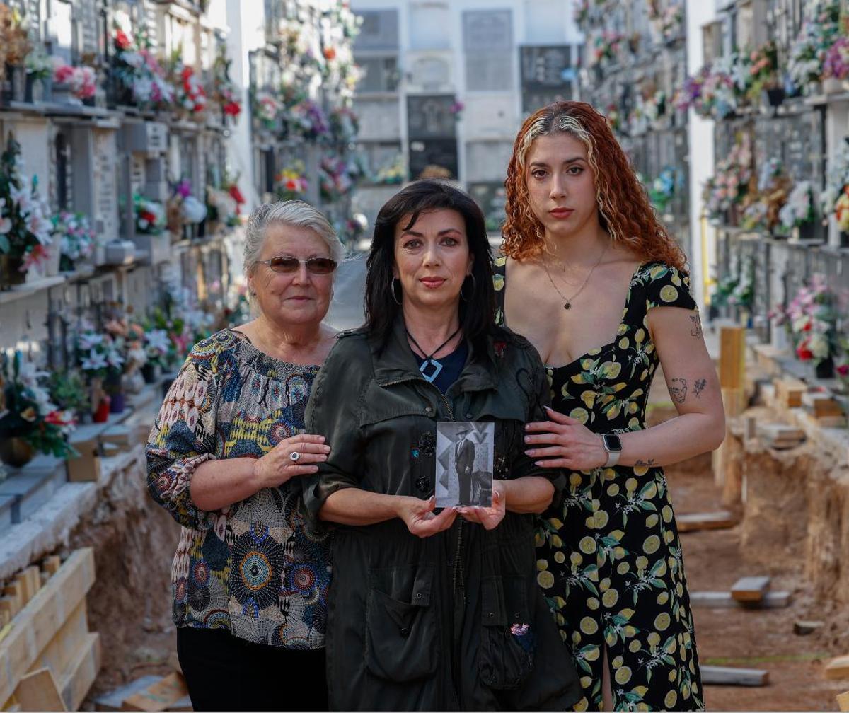 Fotografía de Eva Máñez incluida en el libro «Memòria de l’Oblit».