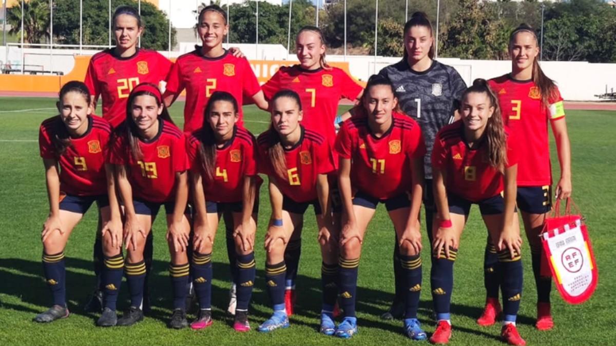 Las jugadoras españolas, antes del encuentro