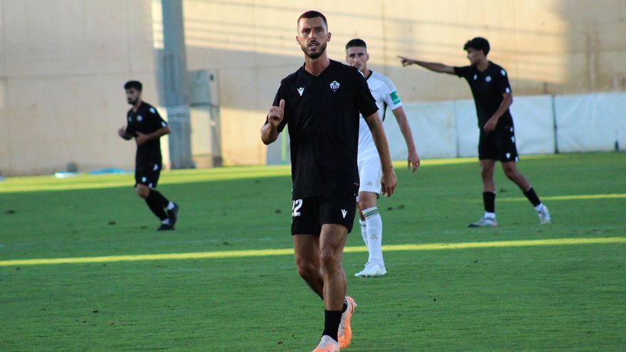 Haris Medunjanin: &quot;Tenemos la confianza de que el Castellón por el buen camino&quot;