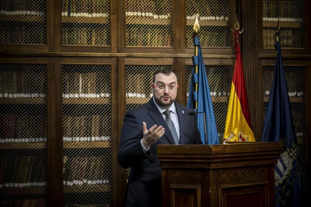 Toma de posesión de Pérez Simón