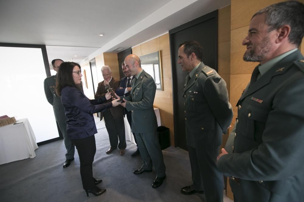 La Guardia Civil de montaña recibe el Asturiano del Mes
