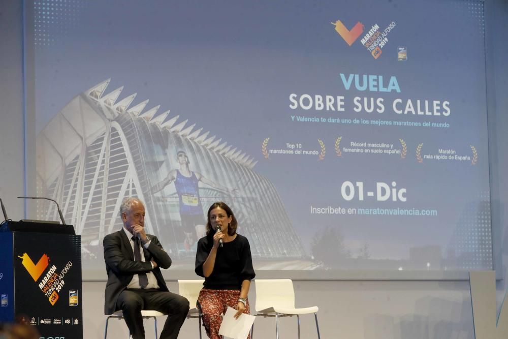 Presentación camisetas Maratón Valencia Trinidad A