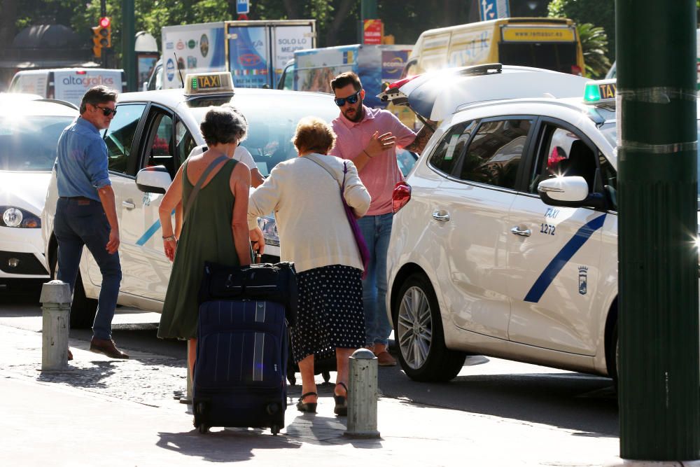 Los taxistas malagueños se suman a la huelga