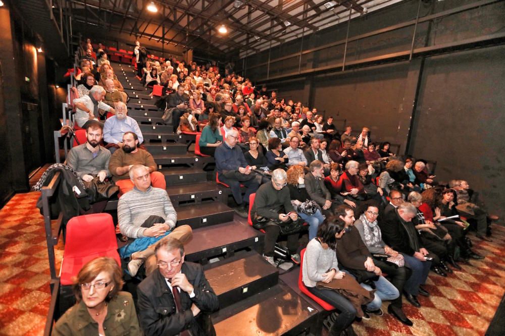 El Teatre del Mar levanta el telón del 'Any Llompart' con un montaje en honor al poeta