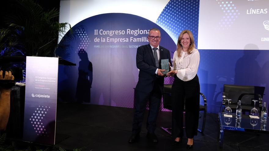 Líneas Romero recibe el VIII Premio Empresa Familiar de Canarias