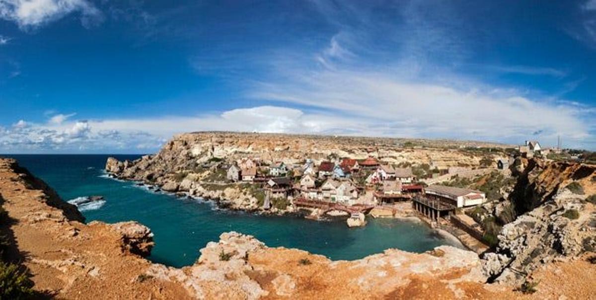Malta se ha convertido en el Hollywood del Mediterráneo, ya que ha acogido el rodaje de películas como &quot;Ágora&quot; y &quot;Popeye&quot;, cuyo decorado sigue abierto como un parque temático.