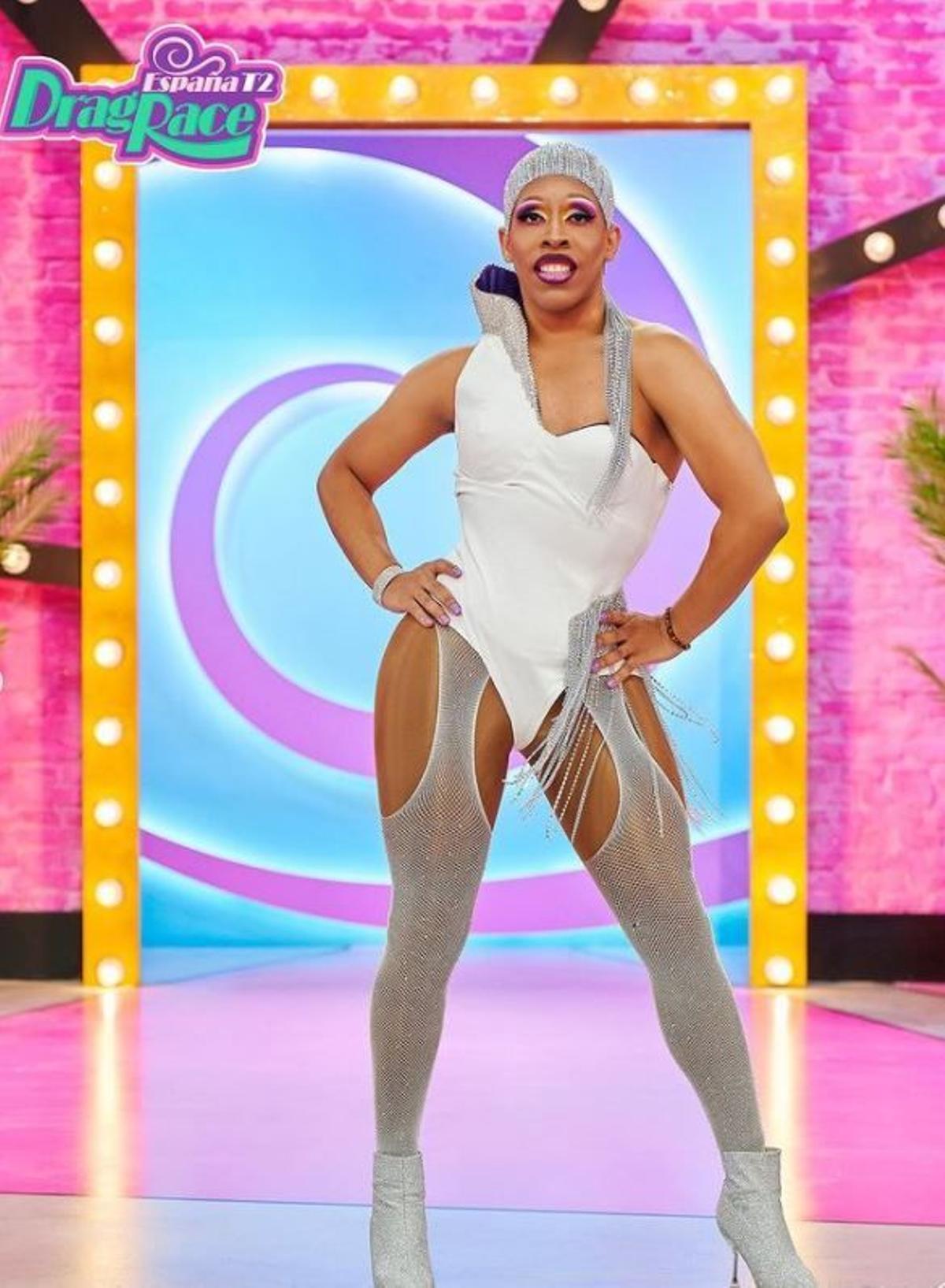 Diamante Merybrown, el fuego dominicano en el taller de 'Drag Race'