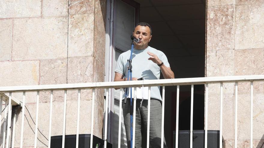 Rafael Ángel Rodríguez, jefe de la Policía Local de Avilés, abre las fiestas de San Lorenzo: "Cuando nos preguntan de dónde somos, decimos que de Llaranes"