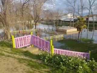 La doble crecida que pone en vilo a los pueblos de la ribera del Ebro: "Volvemos a estar con incertidumbre y angustia"