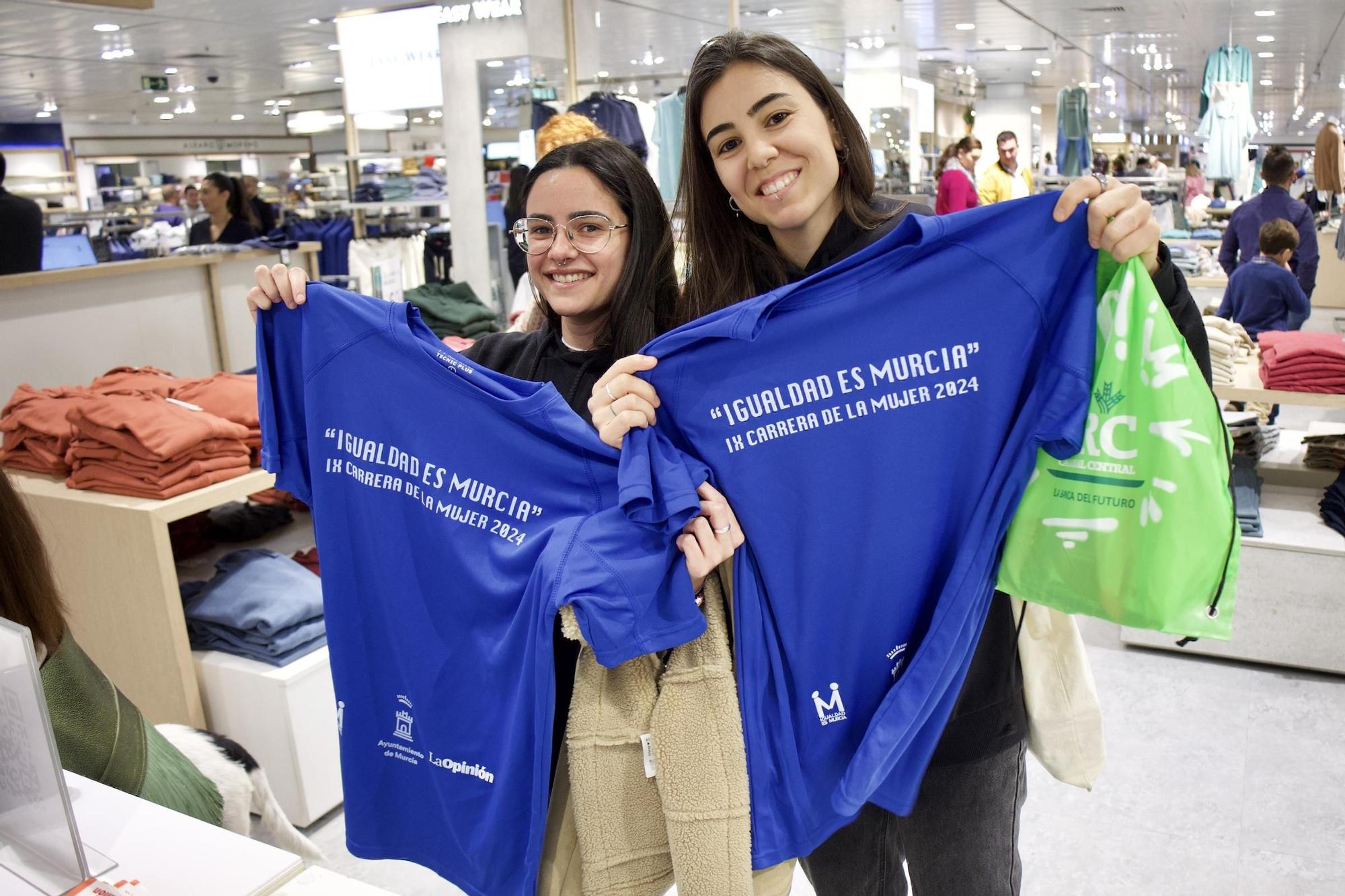 Entrega de dorsales de la Carrera de la Mujer de Murcia (sábado por la mañana)