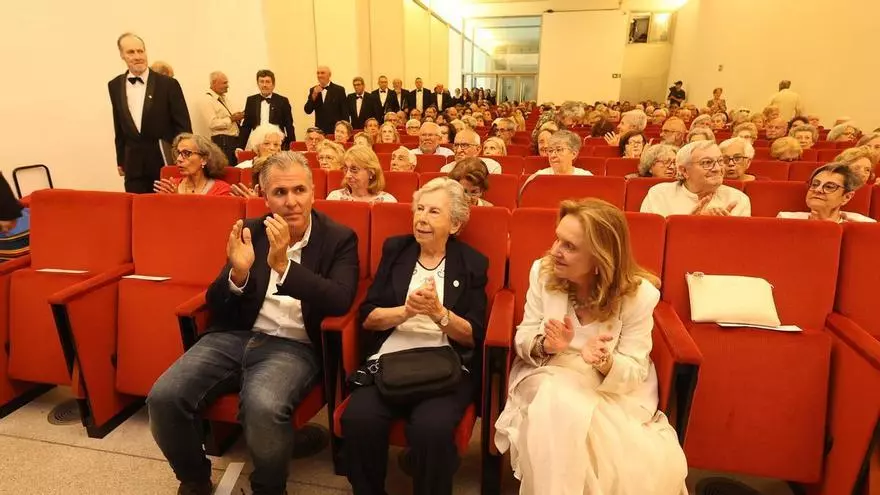Amalia Bóveda reaparece en el Museo de Pontevedra en el concierto de la Coral Polifónica