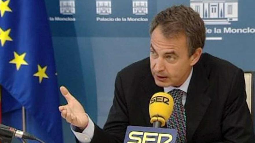 Zapatero admite que sin los ajustes España habría tenido que ser rescatada  hace un año