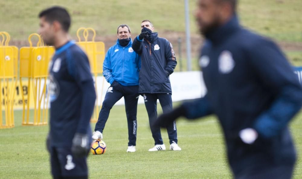 El jugador francés ha entrenado toda la semana al ritmo de sus compañeros. Davy Roef también está entre los escogidoso por el técnico, que ha optado por llevarse a los tres porteros a Eibar.