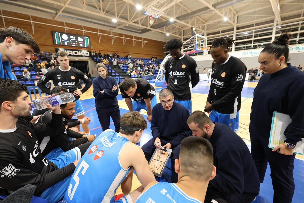 Galería: triunfo del Class Sant Antoni frente al Homs Mataró