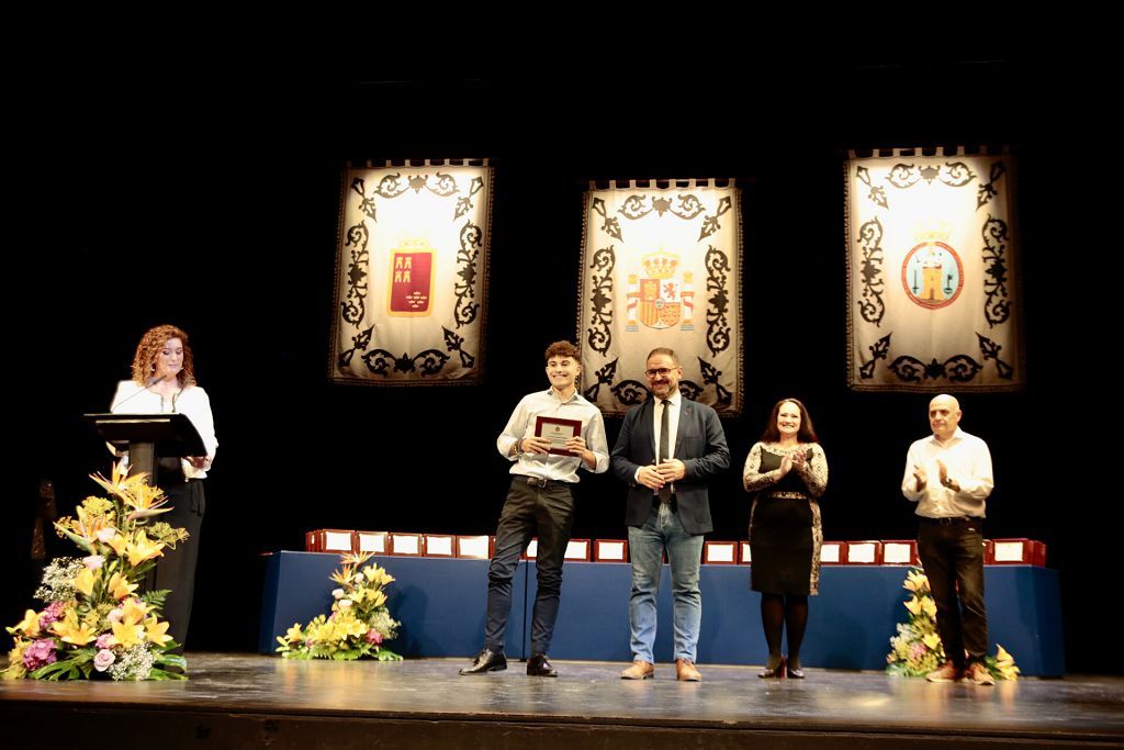 Entrega de distinciones al alumnado en Lorca