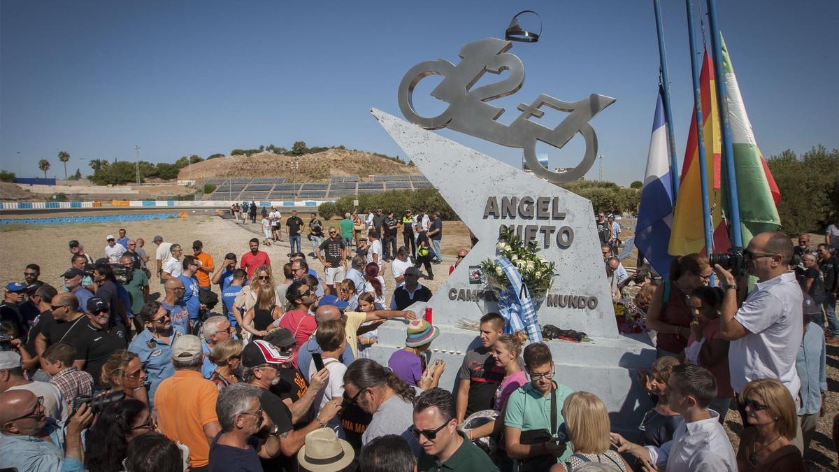 Curva de Ángel Nieto en el circuito de velocidad de Jerez de la Frontera