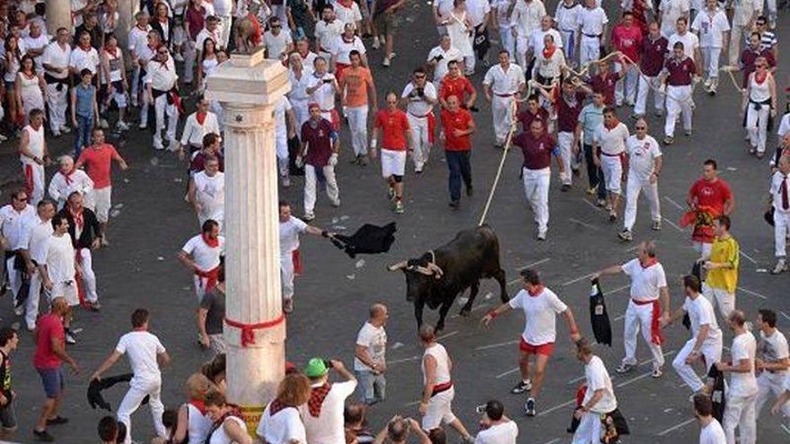 Los miembros de la Soga y Baga, Mantenedores de la Vaquilla del Ángel