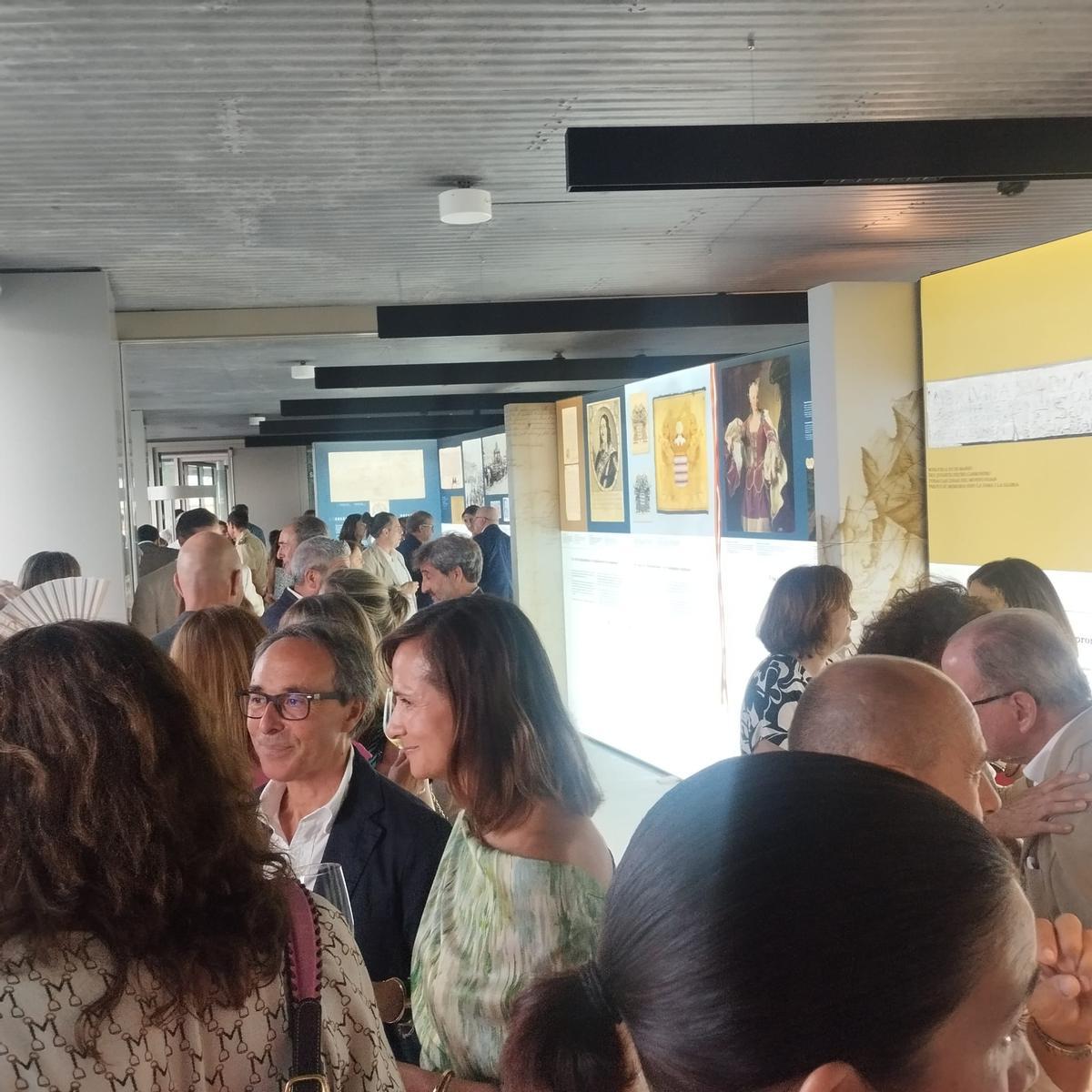 EXPOSICIÓN EN EL CLUB DE MAR SOBRE MÓNACO Y ESPAÑA EXPOSICIÓN EN EL CLUB DE MAR SOBRE MÓNACO Y ESPAÑA
