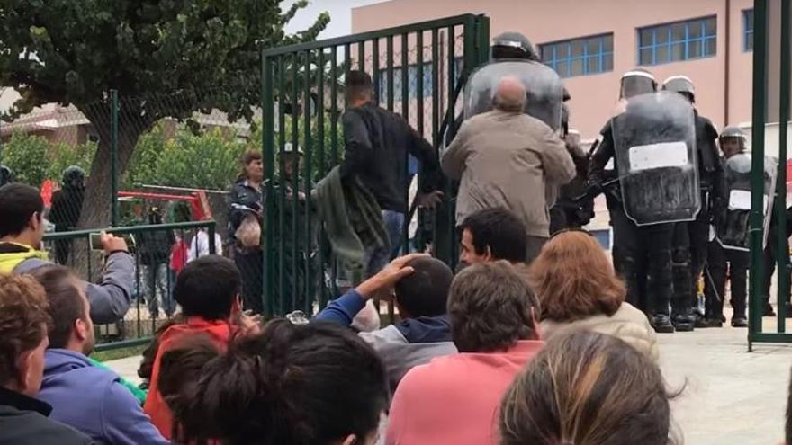 Moment de l&#039;agressió del guàrdia civil a Joan Badia.