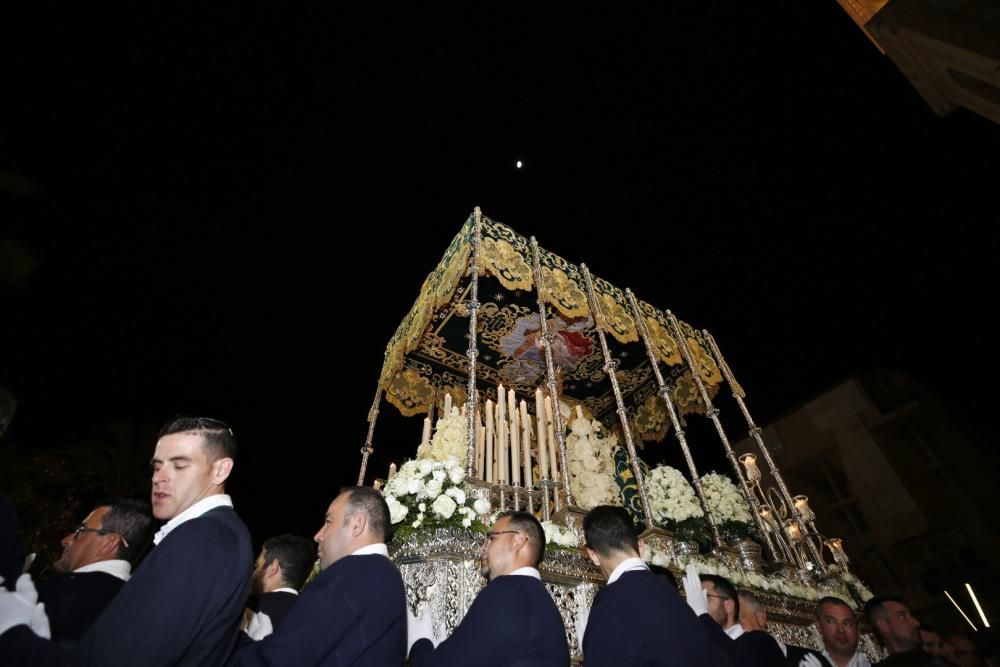 Domingo de Ramos: Procesión de Las Mantillas en Torrevieja con Nuestra Señora de La Esperanza y de La Paz