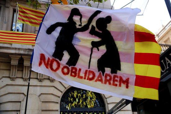 La manifestació de la Diada omple la Diagonal