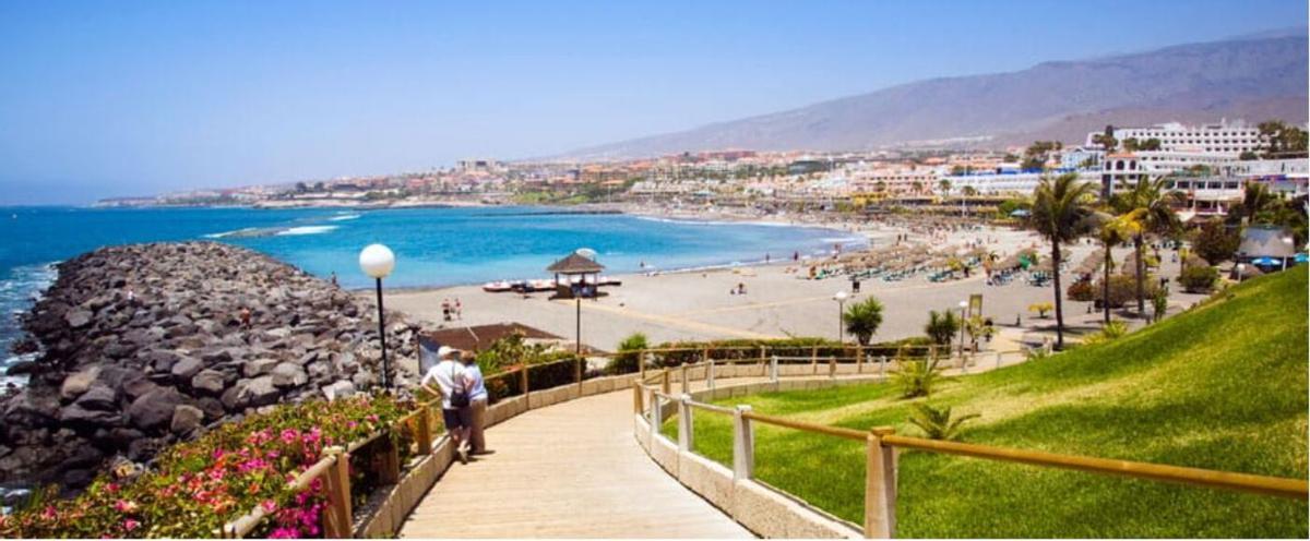 Playa de Las Torviscas, en el municipio tinerfeño de Adeje.
