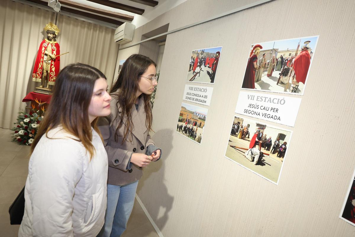 Fotogalería I Exposición de fotografías de los 15 años de peregrinación de Vila-real a Torrehermosa